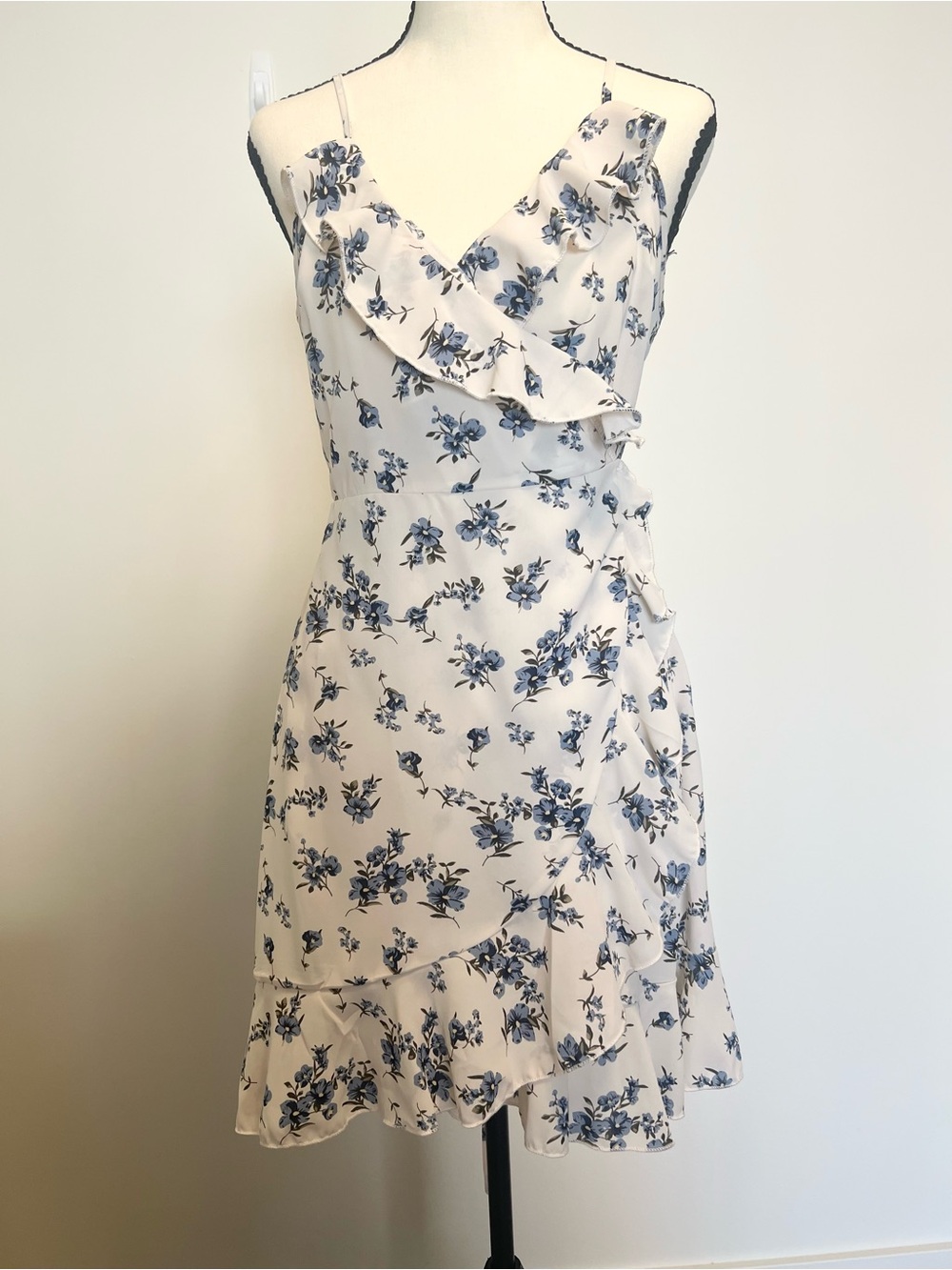 Cream Blue Floral Mini Wrap Dress | Casual Summer Wrap Dress‎